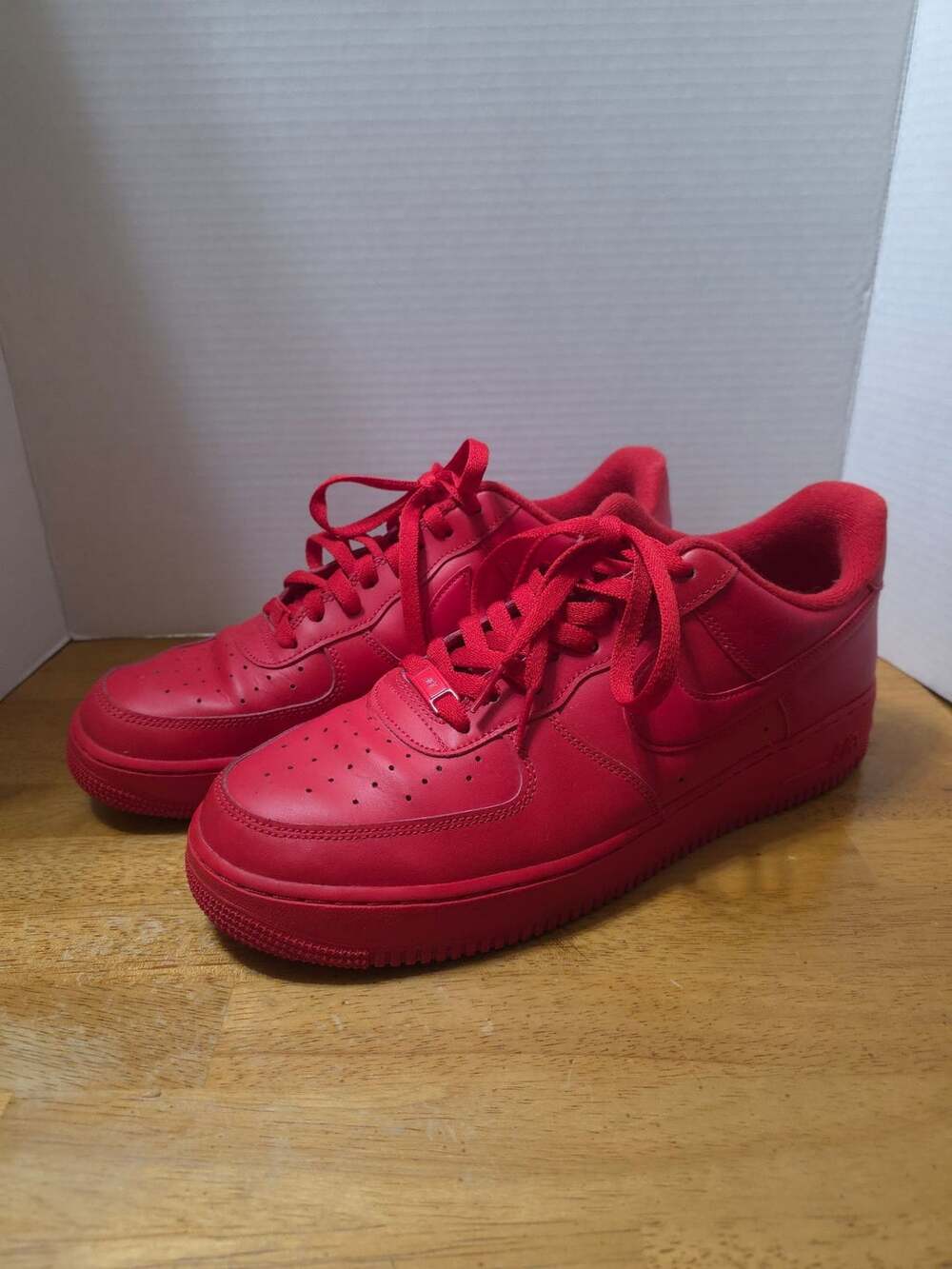 Nike Air Force 1 Low Triple Red